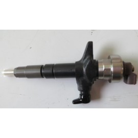 Форсунка Denso 9709500-6100 в сборе Isuzu